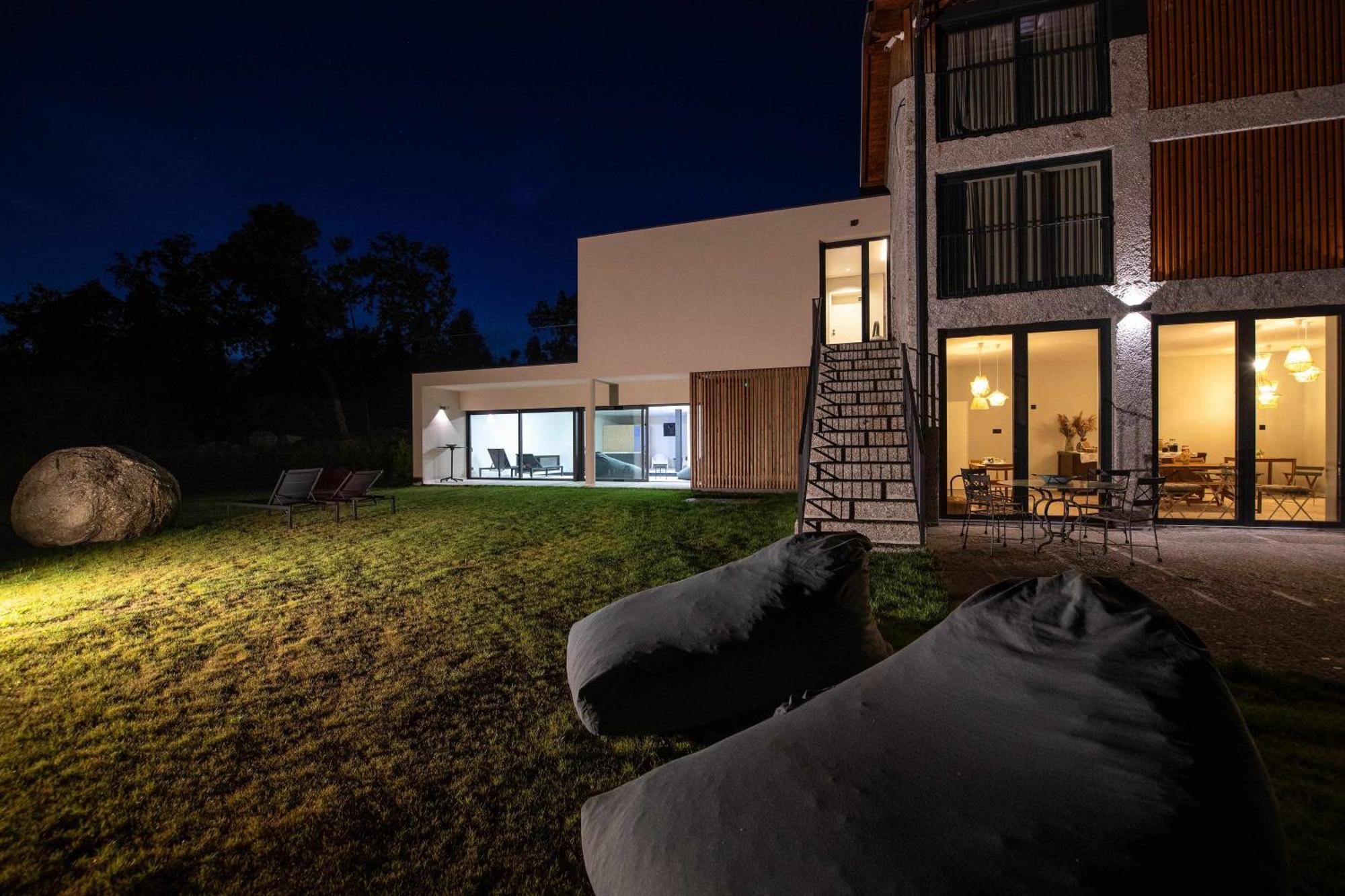 Ferienwohnung Ermo Loft Casas Do Ermo Fafe Exterior foto